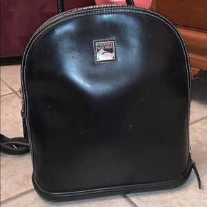 RARE Parasole Dooney Bourke Zip Pod Black Leather